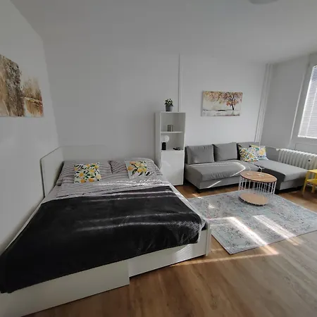 Appartement Bestnest Hk *